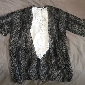 BCBG Kimono